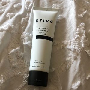 New & Unused | privé smoothing solution | 88mL